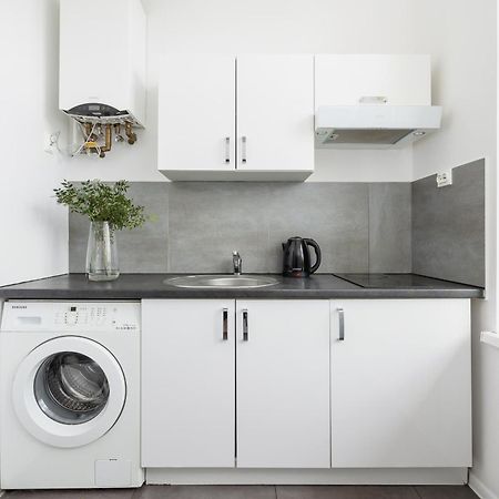 1-Bedroom Apartment With Balcony - Dluga 65 Kraków Zewnętrze zdjęcie