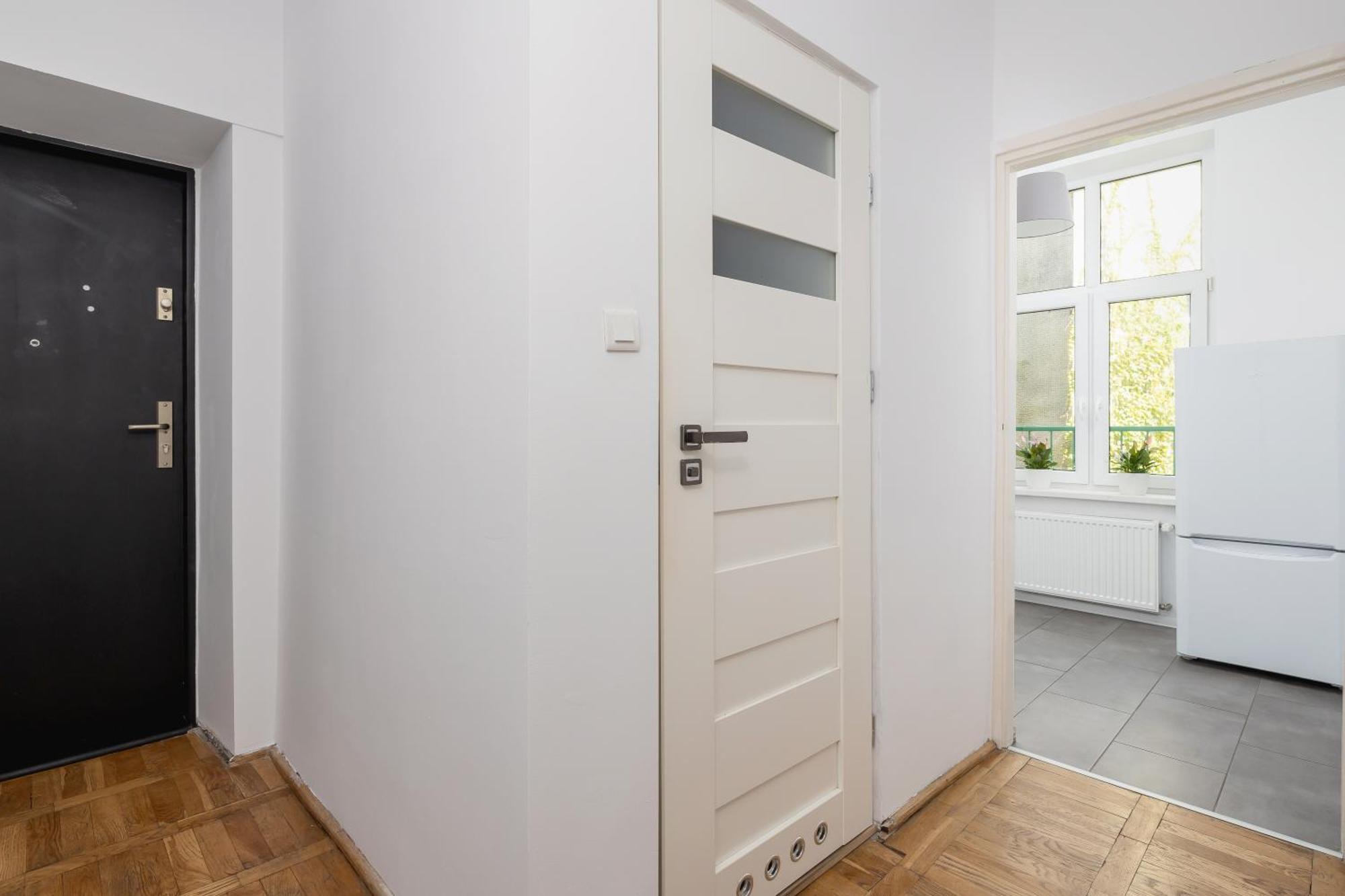 1-Bedroom Apartment With Balcony - Dluga 65 Kraków Zewnętrze zdjęcie