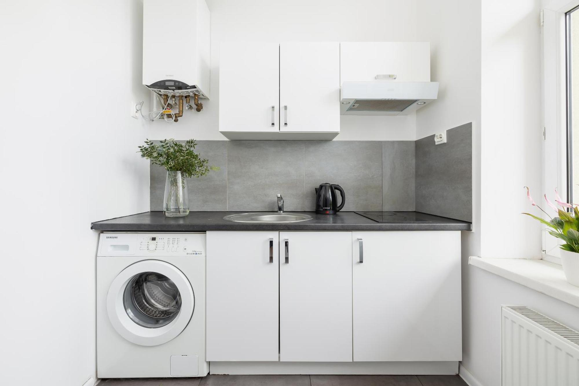 1-Bedroom Apartment With Balcony - Dluga 65 Kraków Zewnętrze zdjęcie